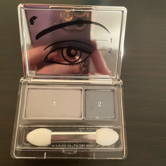 Clinique bundle - Picture 7 of 8